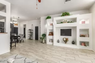 Photo #6: 6419331 Listing 