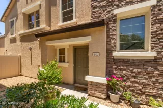 Photo #2: 6419403 Listing