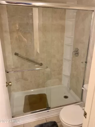 Photo #6: 6419473 Listing 