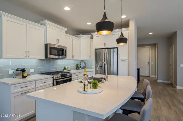 MLS: 6419607 Condo For Sale