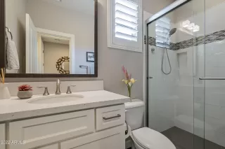 Photo #4: 6419607 Listing