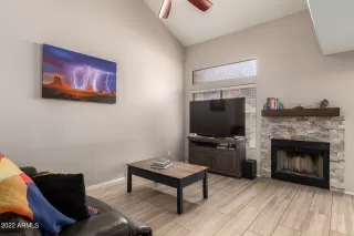 Photo #2: 6419657 Listing 