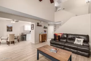 Photo #3: 6419657 Listing 