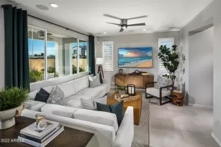 Photo #2: 6419888 Listing 