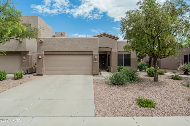 MLS: 6419928 Condo For Sale