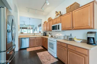 Photo #2: 6419928 Listing 