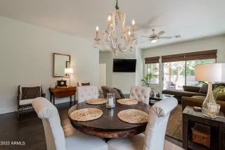 Photo #5: 6419928 Listing 