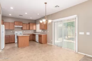 Photo #1: 6420025 Listing 