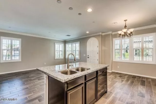 MLS: 6420099 Condo For Sale