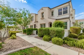 Photo #2: 6420099 Listing