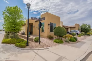 Photo #6: 6420153 Listing