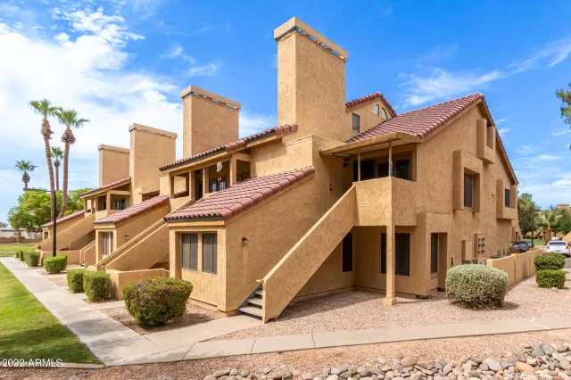 MLS: 6420231 Condo For Sale