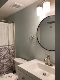 Photo #4: 6420308 Listing