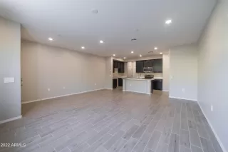 Photo #2: 6420534 Listing 