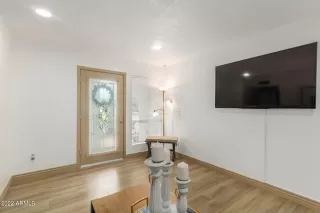 Photo #6: 6420684 Listing 