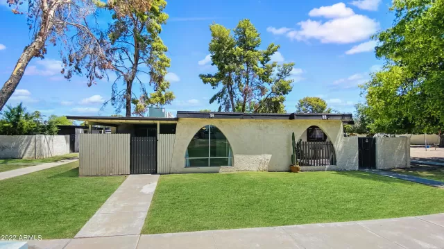 MLS: 6420750 Condo For Sale