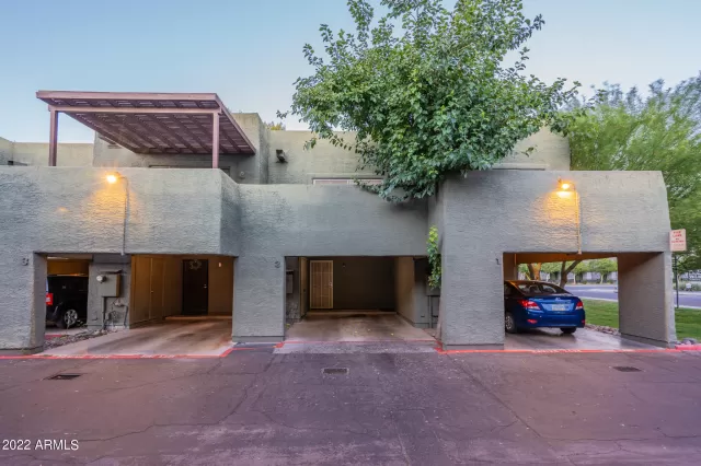 MLS: 6421204 Condo For Sale