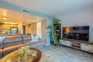Photo #5: 6421204 Listing 