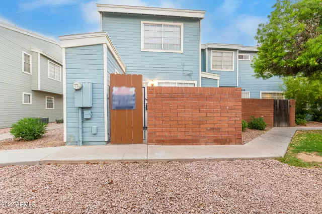 MLS: 6421258 Condo For Sale