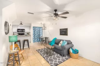 Photo #5: 6421258 Listing 