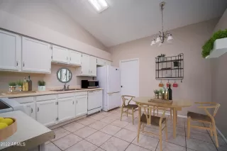 Photo #2: 6421602 Listing