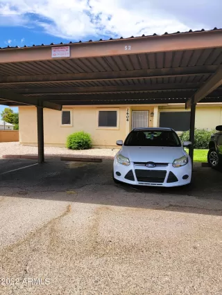 Photo #2: 6421758 Listing