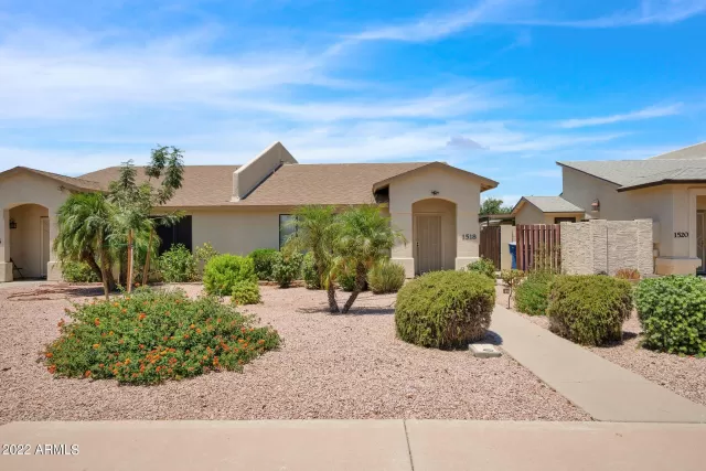 MLS: 6421831 Condo For Sale