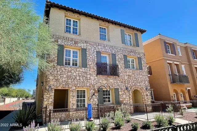 MLS: 6422094 Condo For Sale