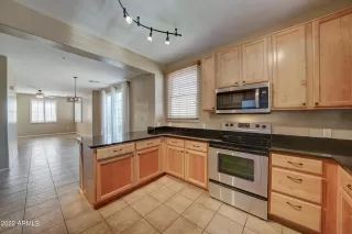 Photo #3: 6422094 Listing