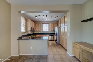 Photo #6: 6422094 Listing