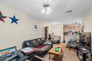 Photo #3: 6422233 Listing 