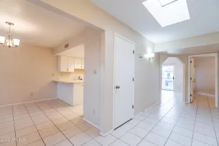 Photo #4: 6422259 Listing