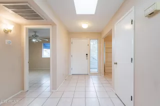 Photo #6: 6422259 Listing