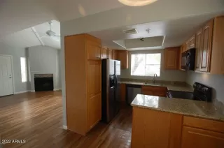 Photo #4: 6422270 Listing 