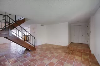 Photo #3: 6422561 Listing