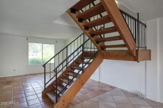 Photo #5: 6422561 Listing