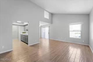 Photo #3: 6422566 Listing 