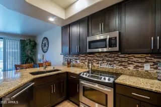 Photo #2: 6422584 Listing