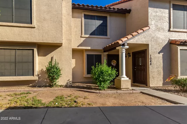 MLS: 6422748 Condo For Sale