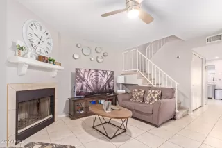 Photo #4: 6422748 Listing