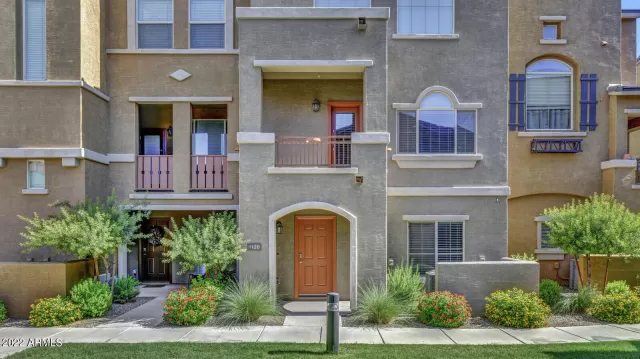 MLS: 6422761 Condo For Sale