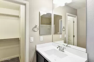 Photo #5: 6422761 Listing 