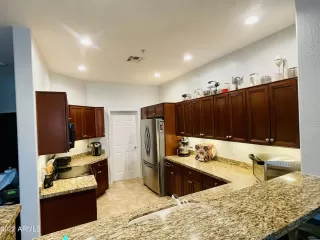 Photo #4: 6422775 Listing