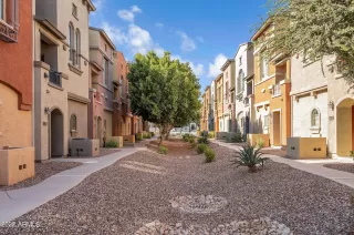 Photo #1: 6423009 Listing 