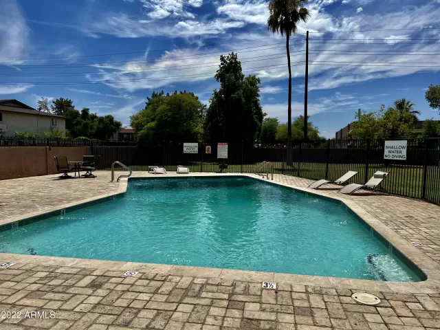 MLS: 6423049 Condo For Sale