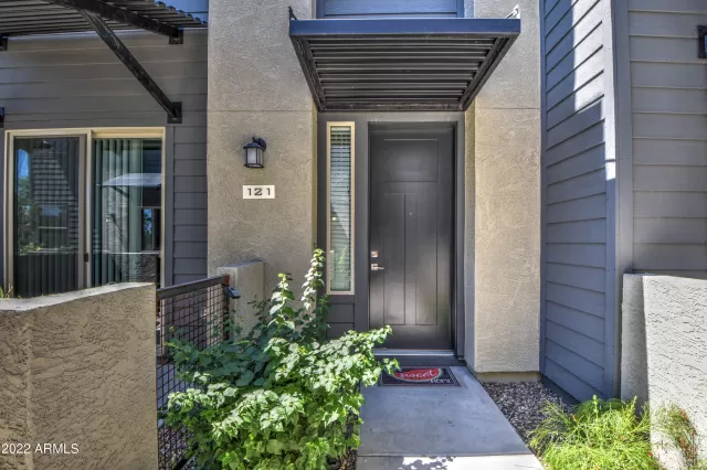 MLS: 6423145 Condo For Sale