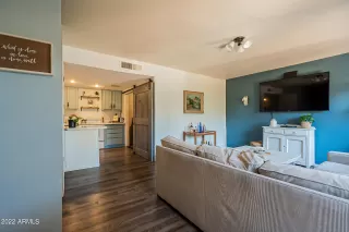 Photo #5: 6423194 Listing