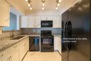 Photo #3: 6423366 Listing