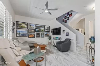 Photo #2: 6423698 Listing 