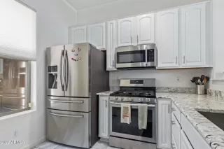Photo #3: 6423698 Listing 